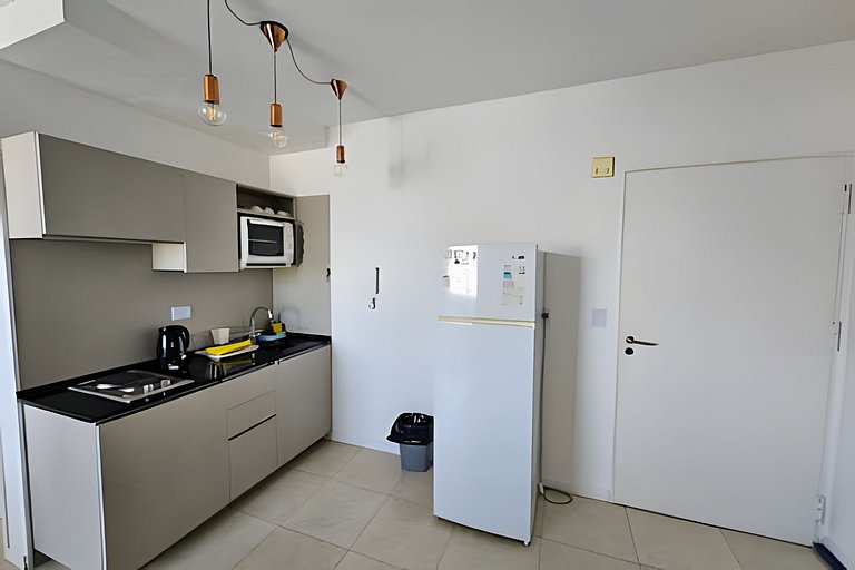 Torre de categoría con piscina y vista panorámica